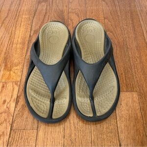 Crocs Athens Thong Sandals Flip Flops Shoes Toe Post Women’s Size 9 Black